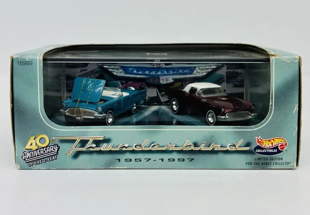 Hot Wheels 40th Anniversary 1957-1997 Ford Thunderbird 2-Seat Set 16989 NIB